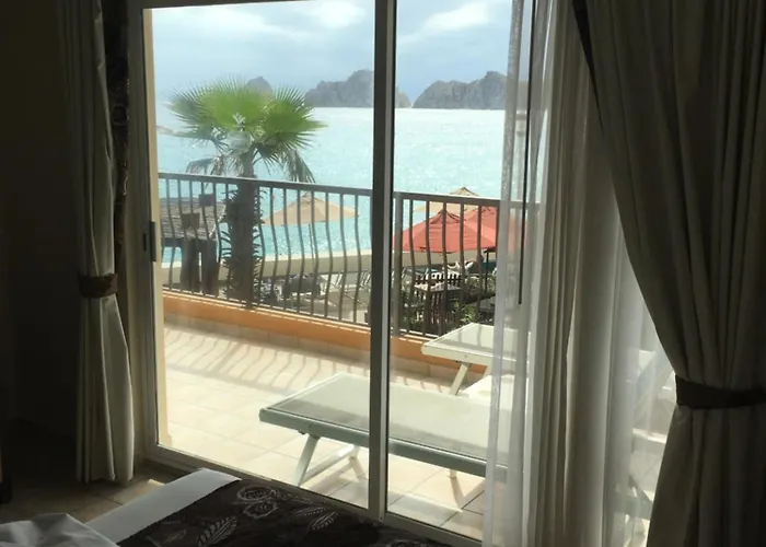 Aparthotel Del Palmar & *